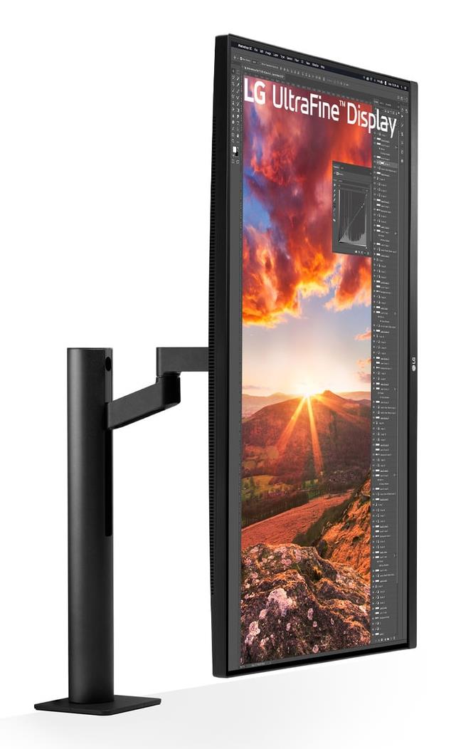 LG LCD Monitor LG 31.5" Panel IPS 3840X2160 16:9 60Hz 5 Ms Speakers Swivel Pivot Height Adjustable Tilt Colour Black