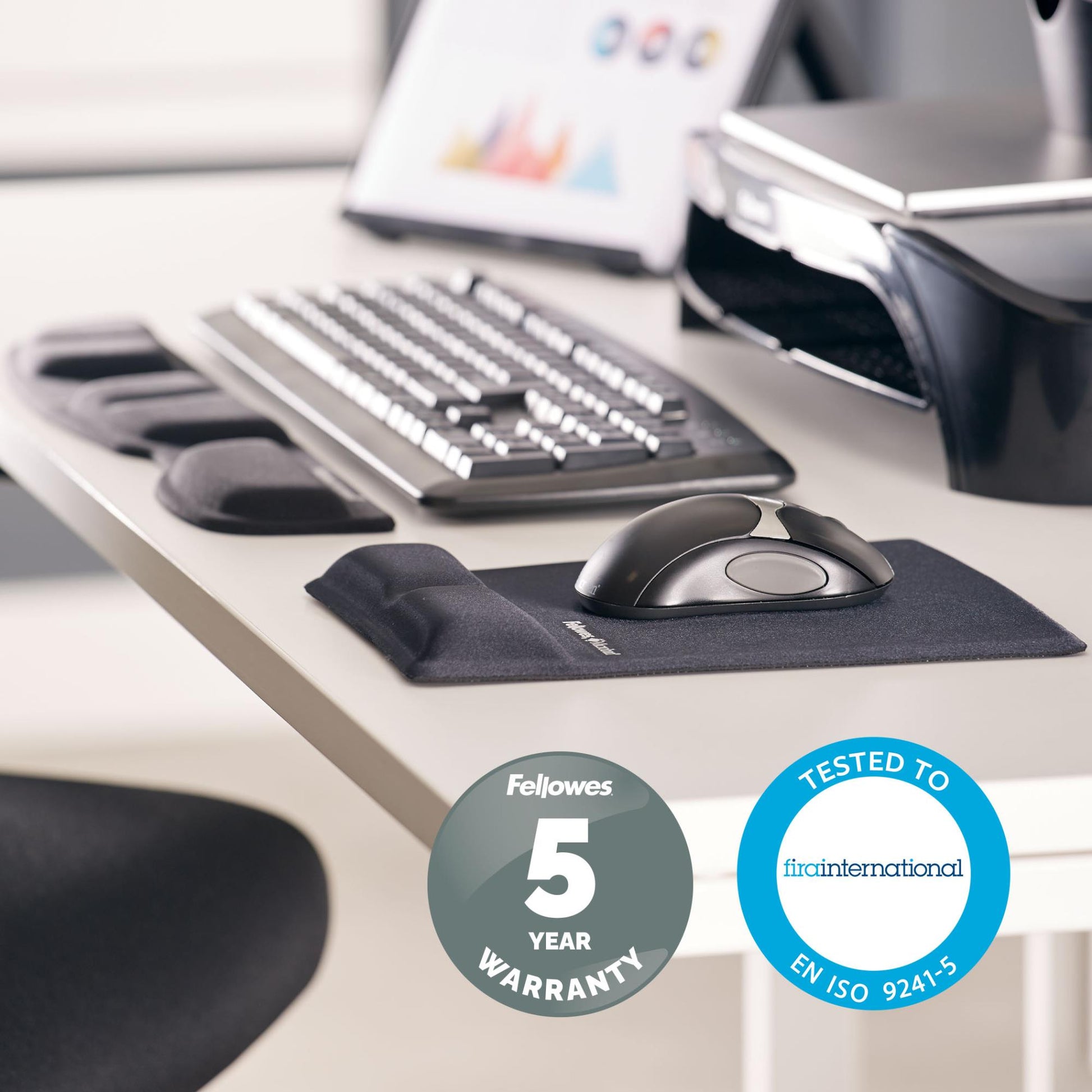 Fellowes Mouse Pad Wrist Support - Black